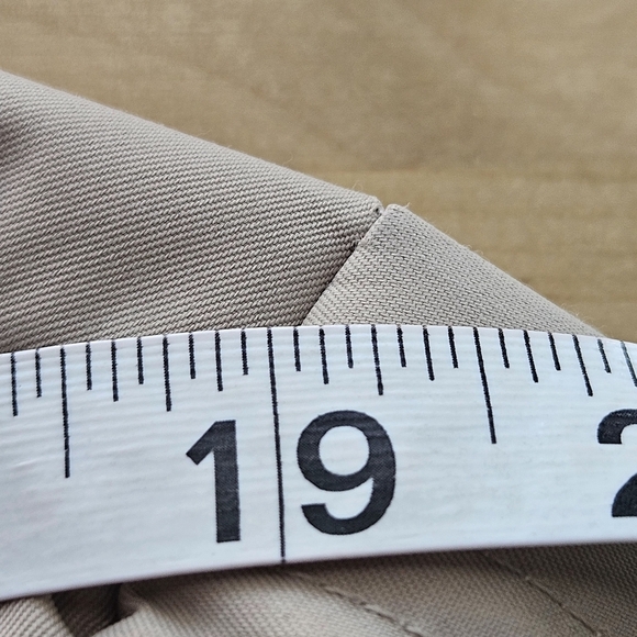 Tally Ho Women's Beige Quilted Puffer Jacket Sz Large Fall Neutral Minimalist - Picture 12 of 15